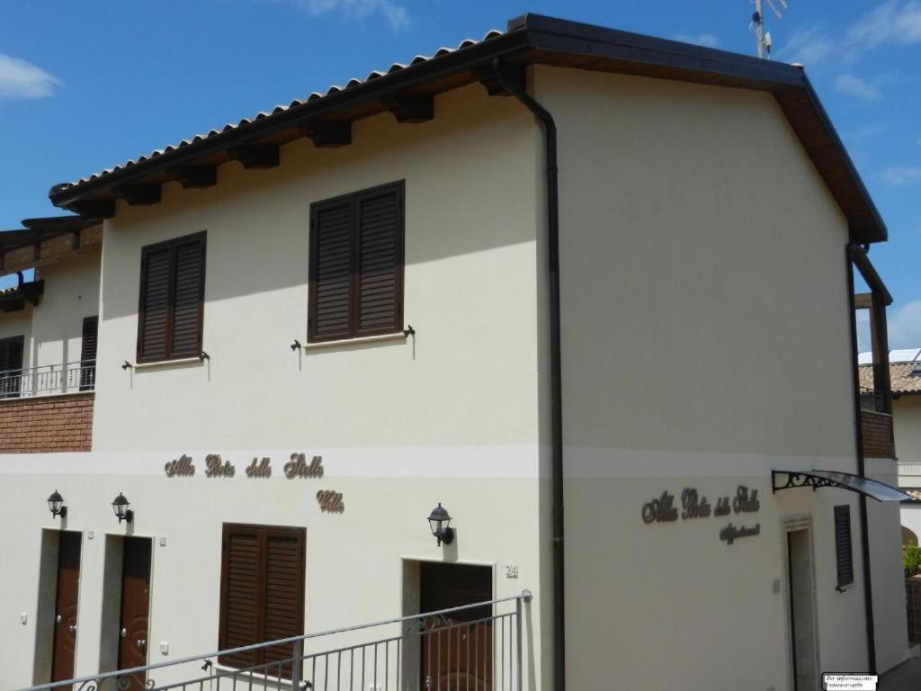 Le Case Del Carmine Con Giardino E Parcheggio A Tropea Exterior foto